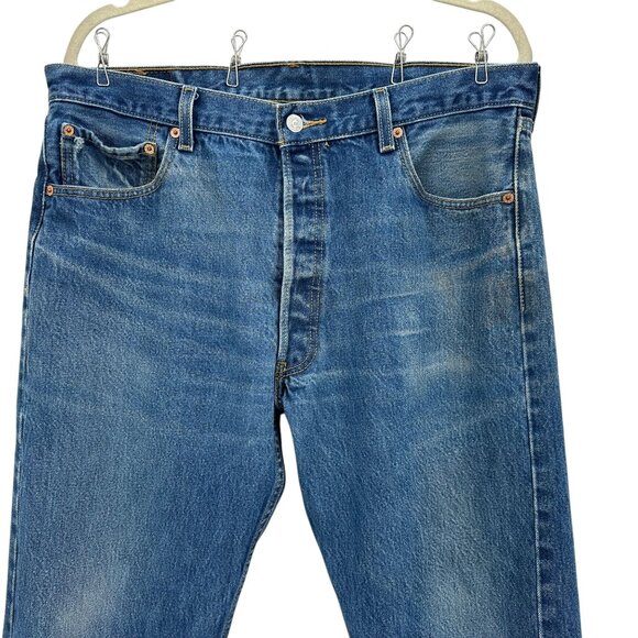 Vintage Levi's Mens 38x31 Jeans 501XX Button Fly Distressed Stone Wash - Picture 2 of 13